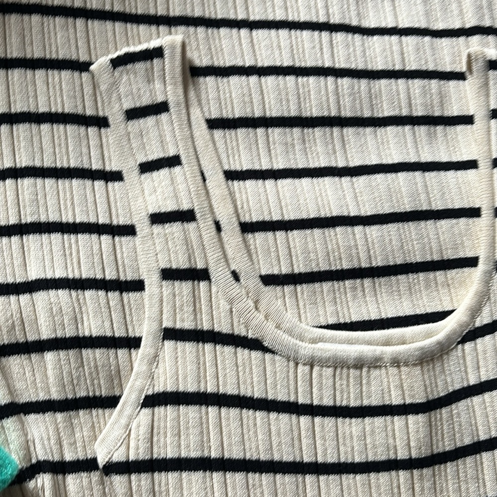 Gorgeous stretchy knit striped maxi dress - Picture 9 of 9